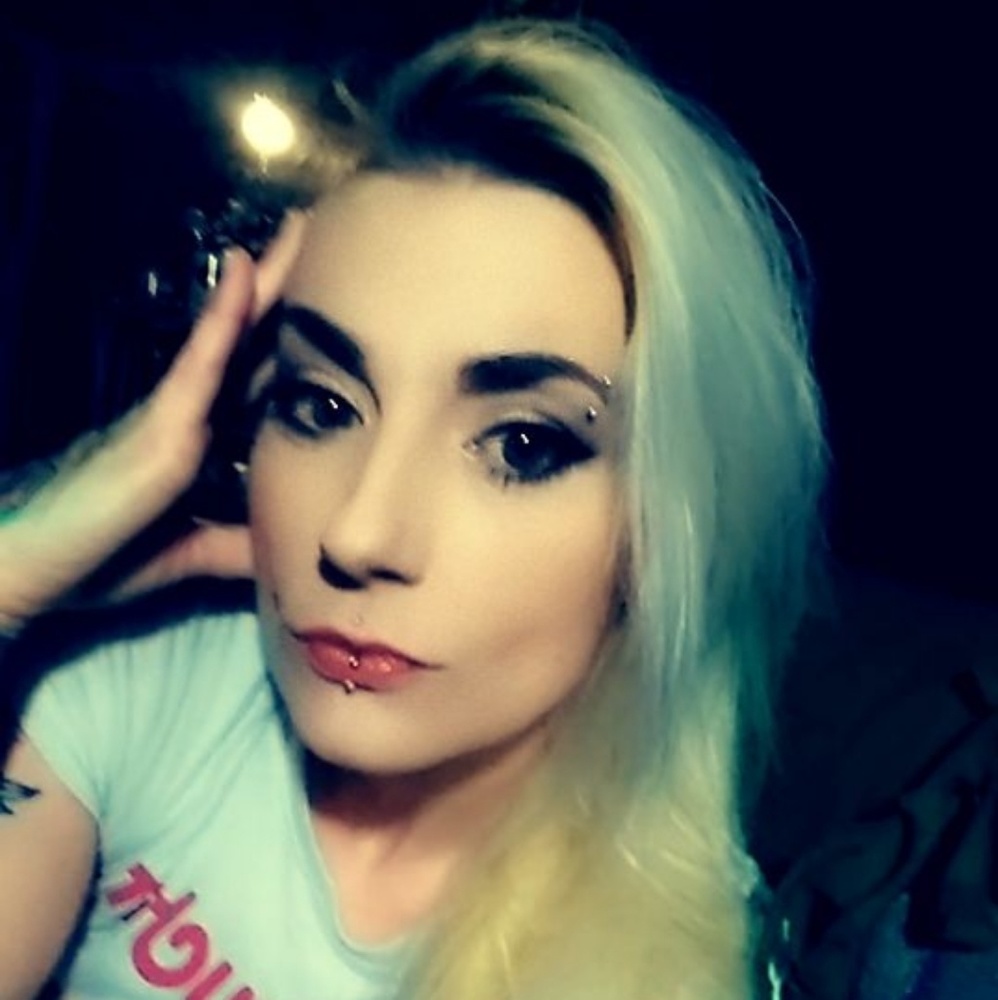 Meet your Posher, Ashley